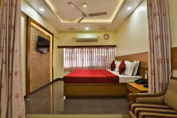 Hotel Rainbow Main image